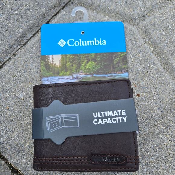 Columbia extra capacity bifold brown wallet - Picture 1 of 6